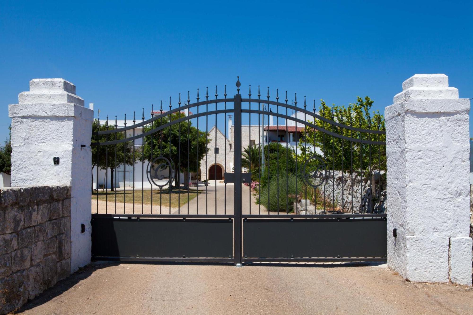 Agriturismo Masseria Casa Busciana Альберобелло Экстерьер фото